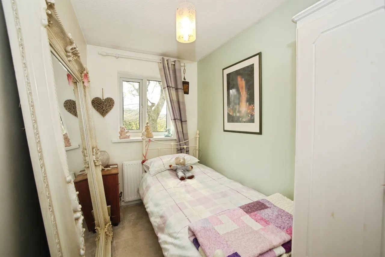 Pine Court Pontypridd, CF38, photo 12