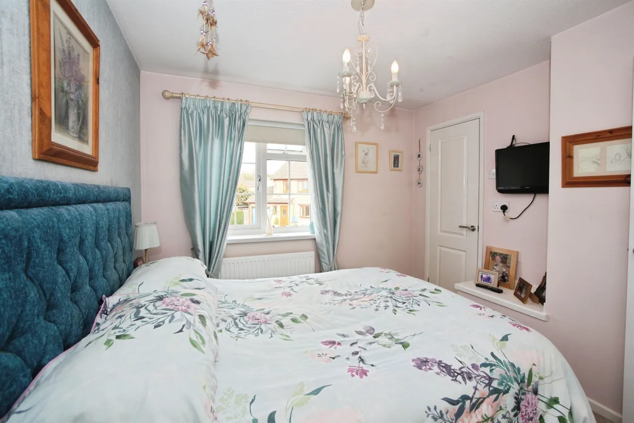 Pine Court Pontypridd, CF38, photo 11