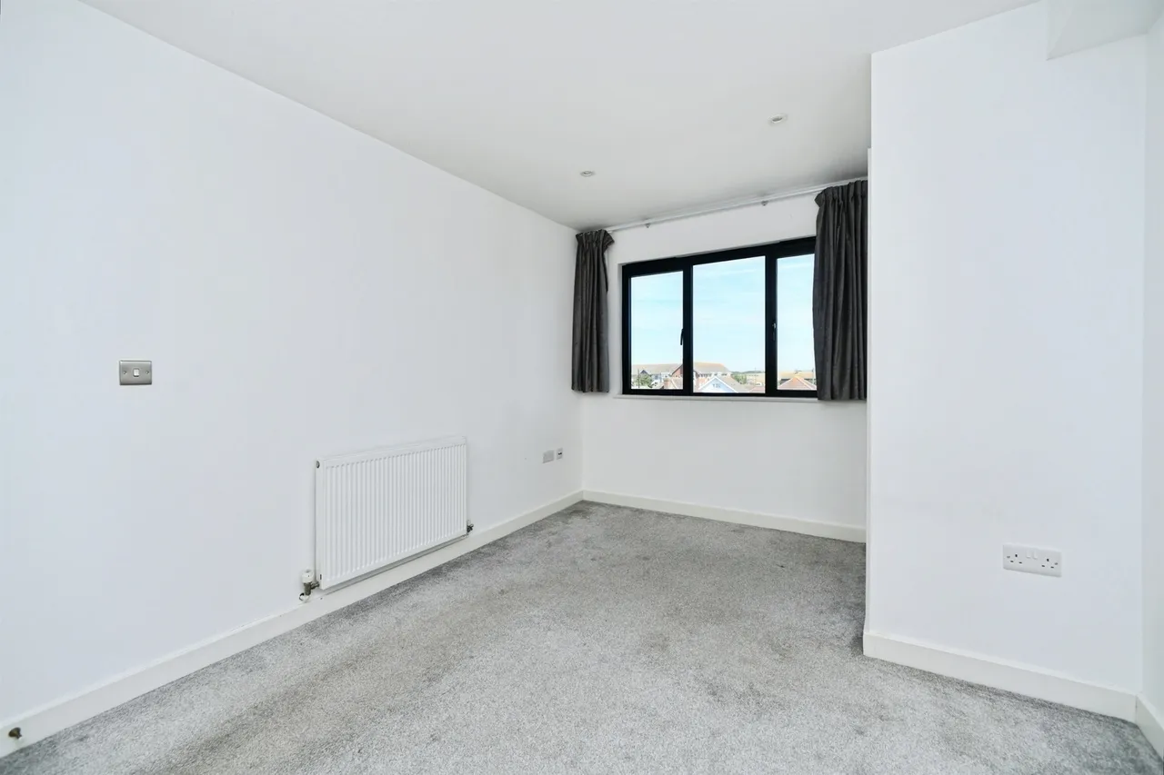 South Coast Road, Peacehaven, BN10, photo 11