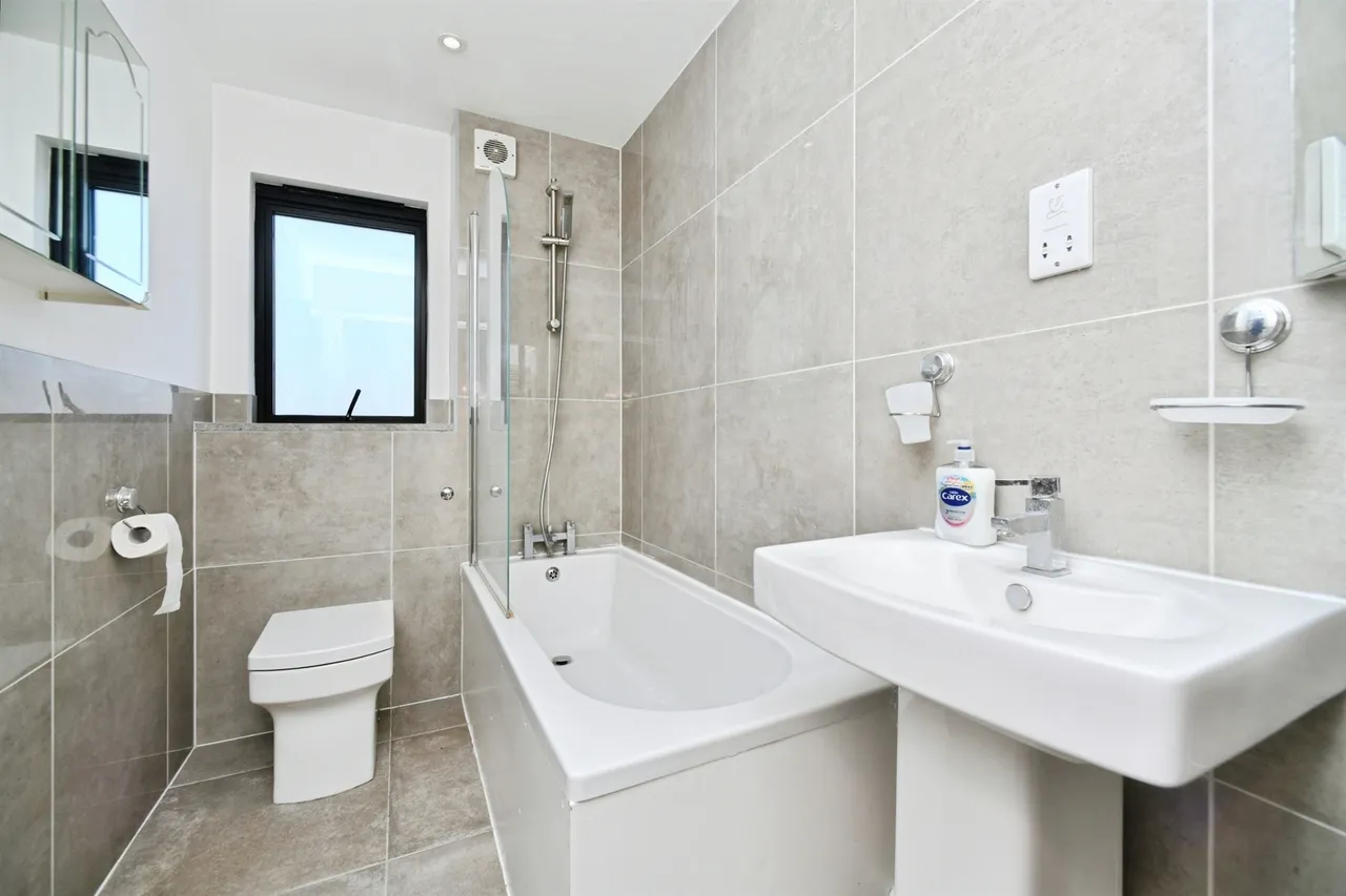 South Coast Road, Peacehaven, BN10, photo 8