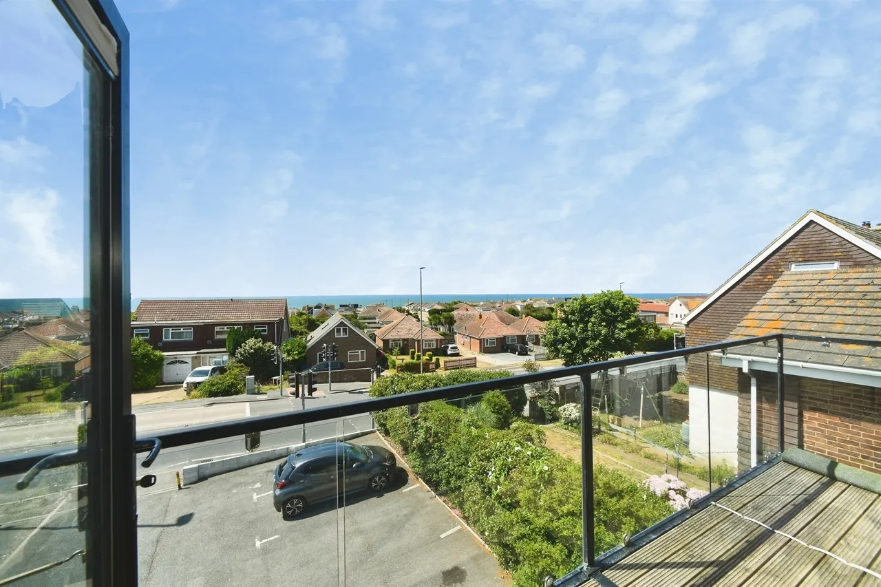 South Coast Road, Peacehaven, BN10, photo 7