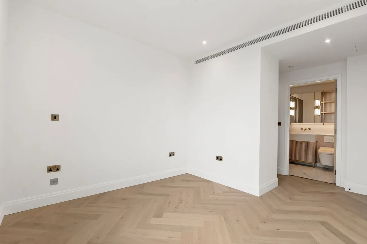 Engine House Way, Chalk Farm, NW1, photo 11