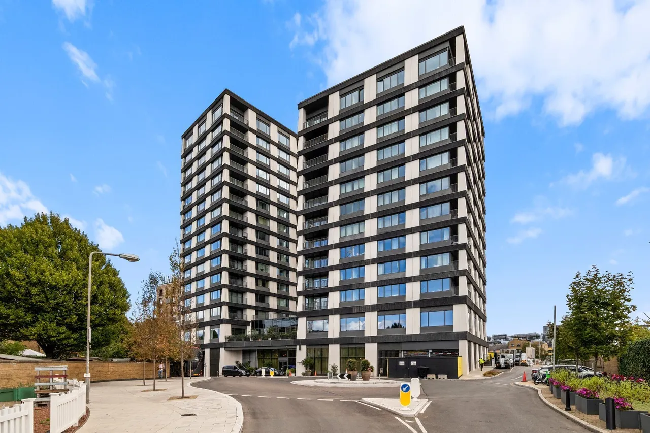 Engine House Way, Chalk Farm, NW1, photo 2