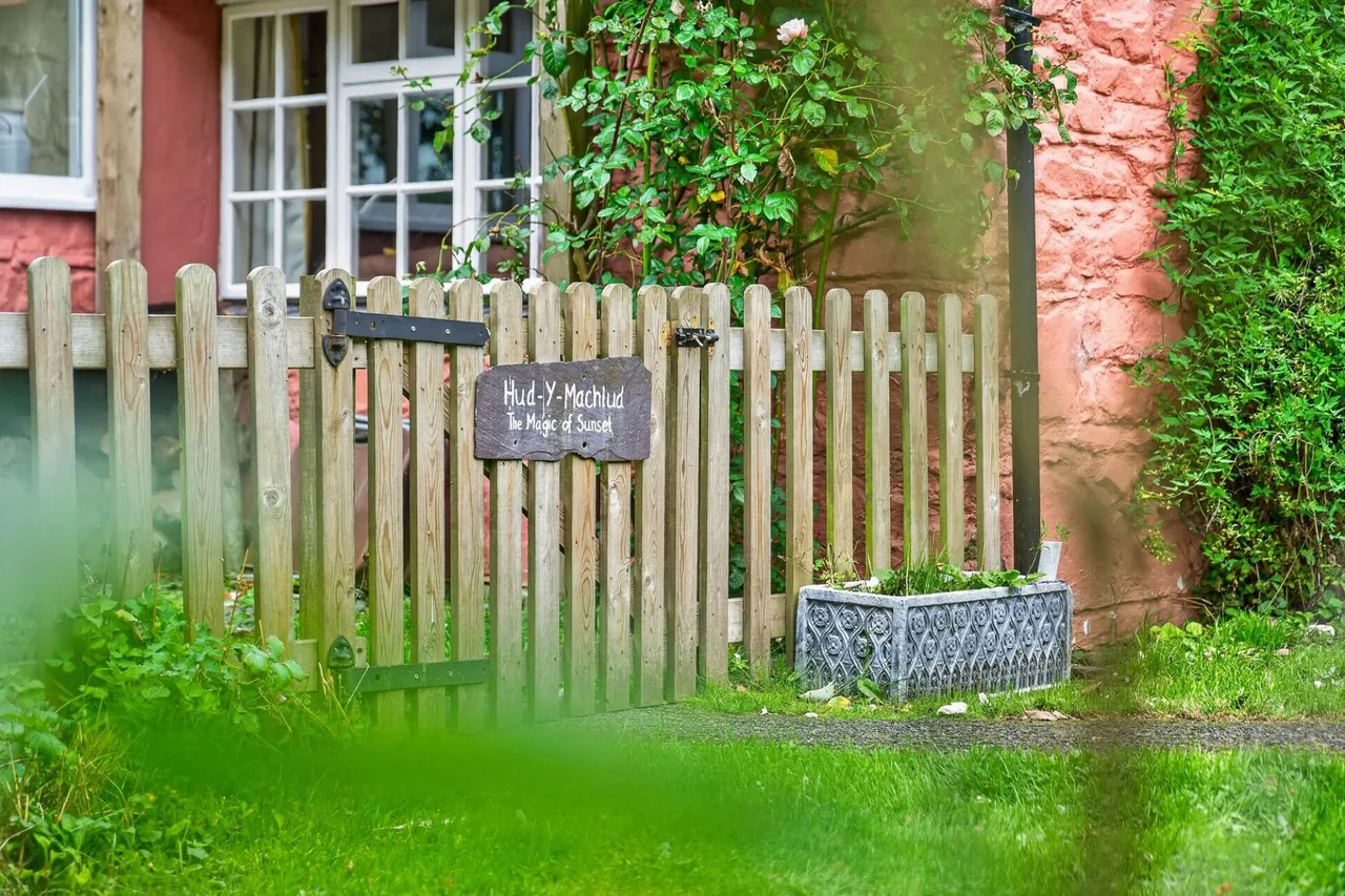 Lledrod, Aberystwyth, SY23, photo 75
