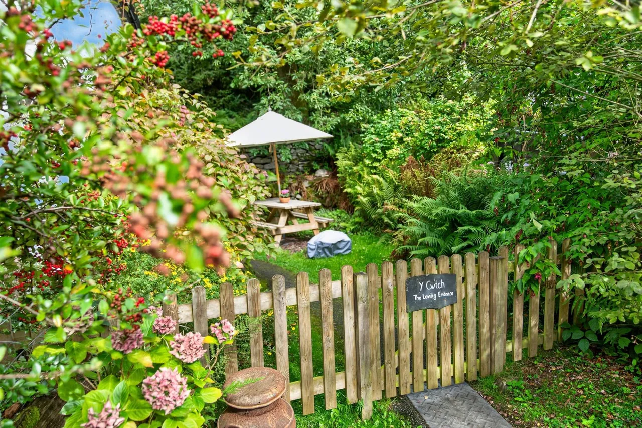 Lledrod, Aberystwyth, SY23, photo 78