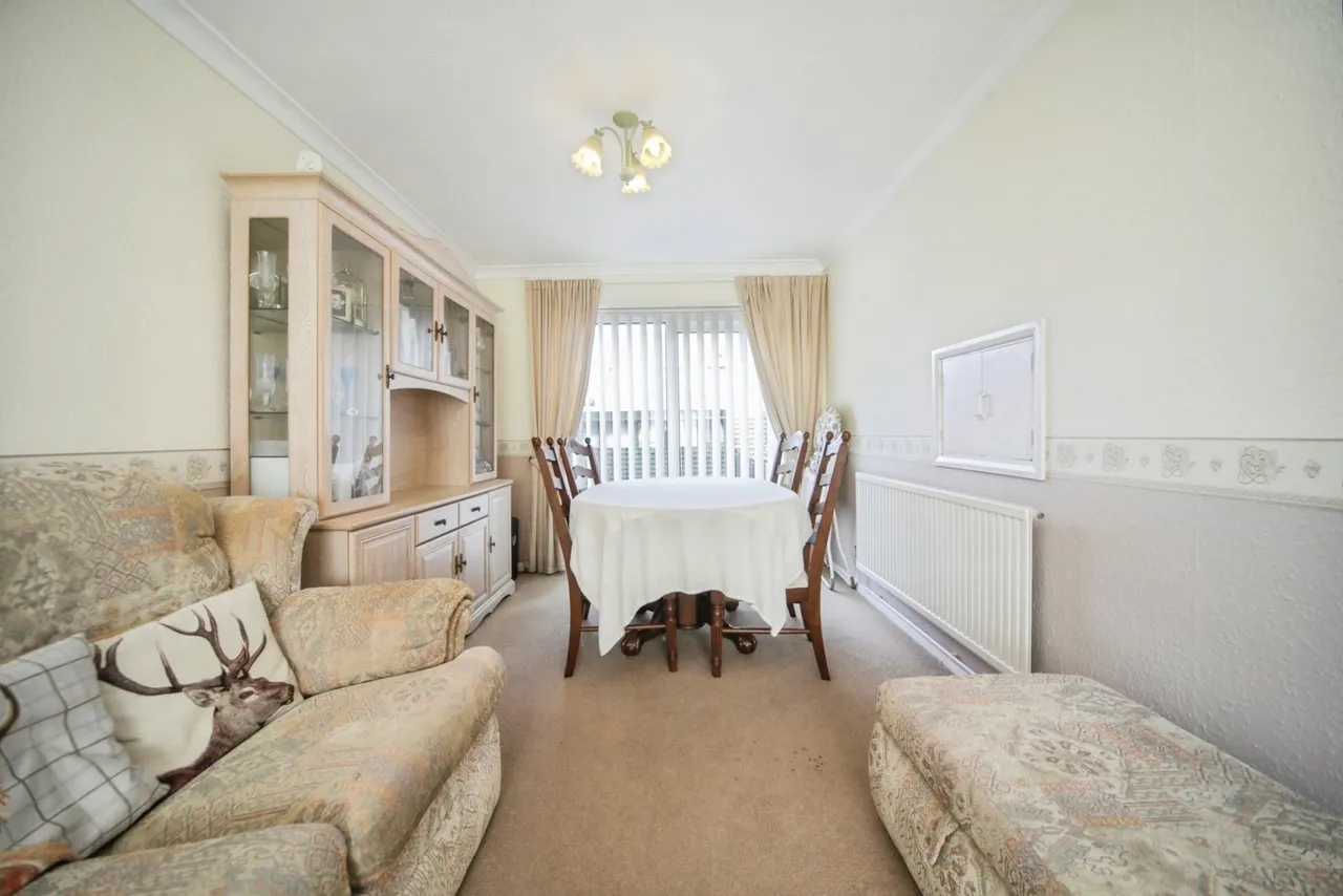 Hickling Drive, BURY ST. EDMUNDS, Suffolk, IP33, photo 3