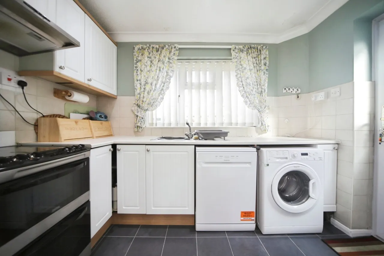 Hickling Drive, BURY ST. EDMUNDS, Suffolk, IP33, photo 5