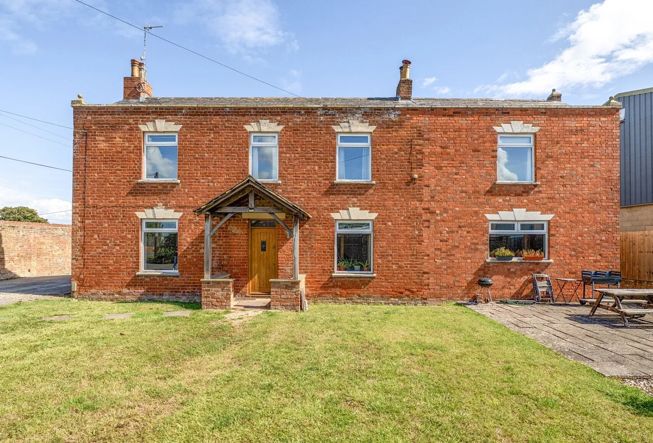 4 bed house for sale — Epney, Saul, GL2 7LN