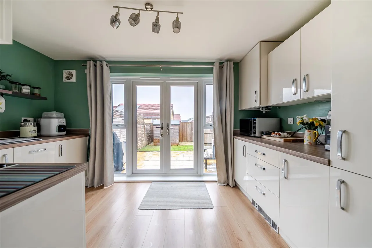 Bull Lane, Chippenham, SN15, photo 6