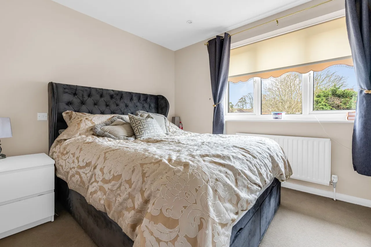 Briardale, Ware, SG12 0XE, photo 10