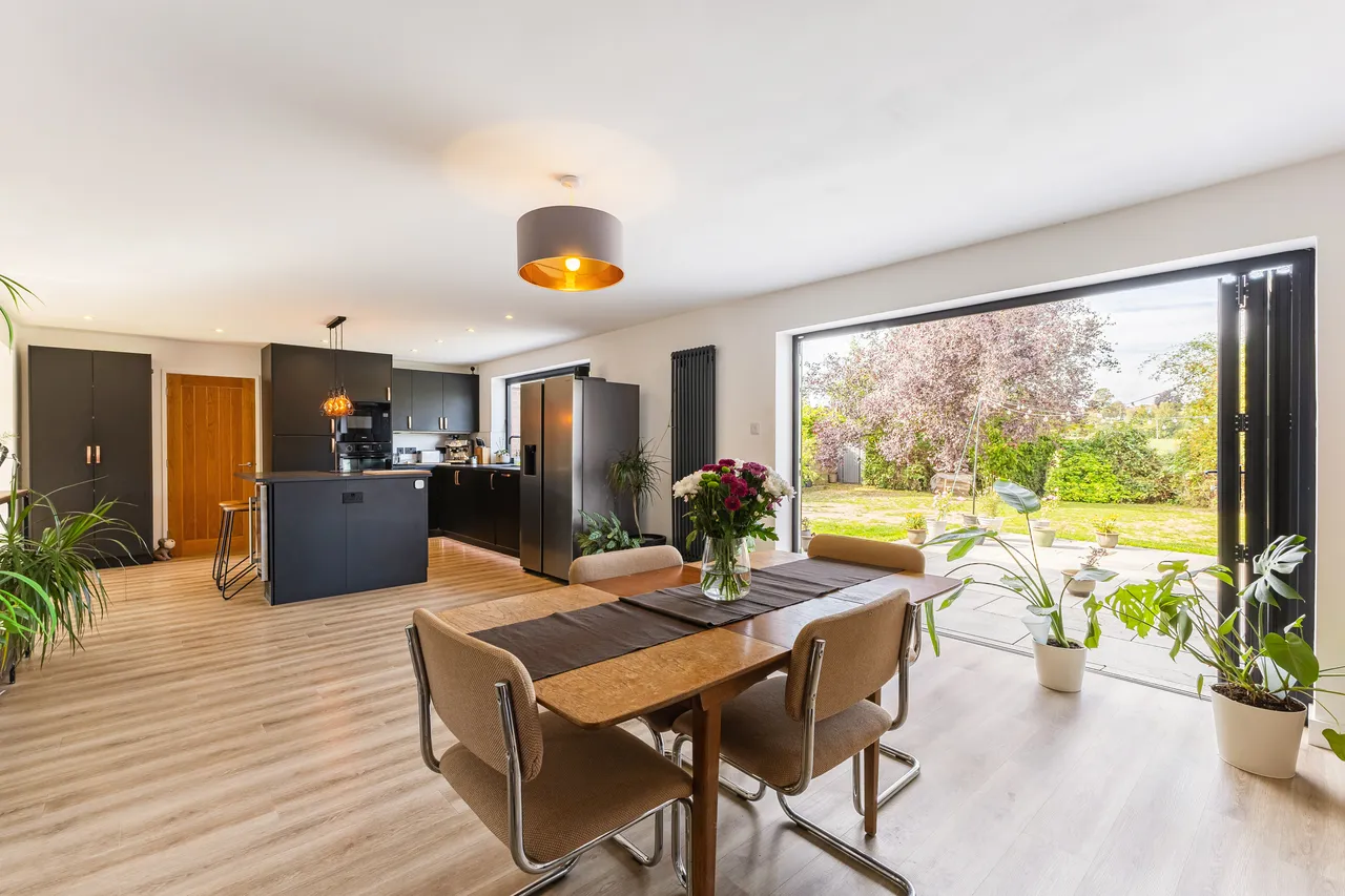 Chestnut Close, Salisbury, SP1, photo 5