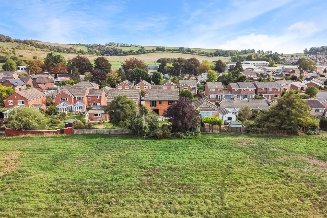 4 bed house for sale, Chestnut Close, Salisbury, SP1