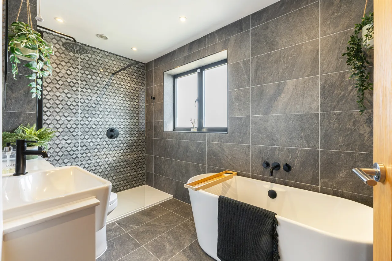 Chestnut Close, Salisbury, SP1, photo 11