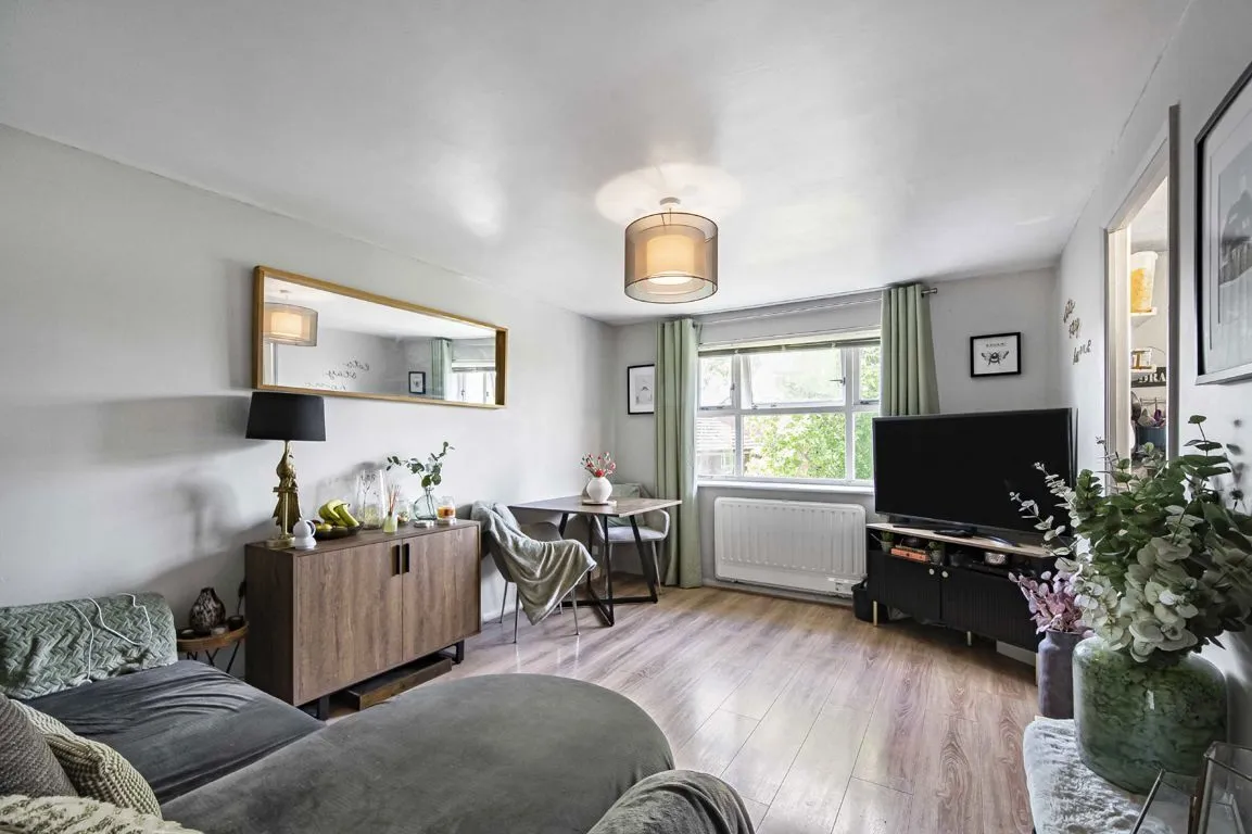 Henry Doulton Drive, SW17, photo 2