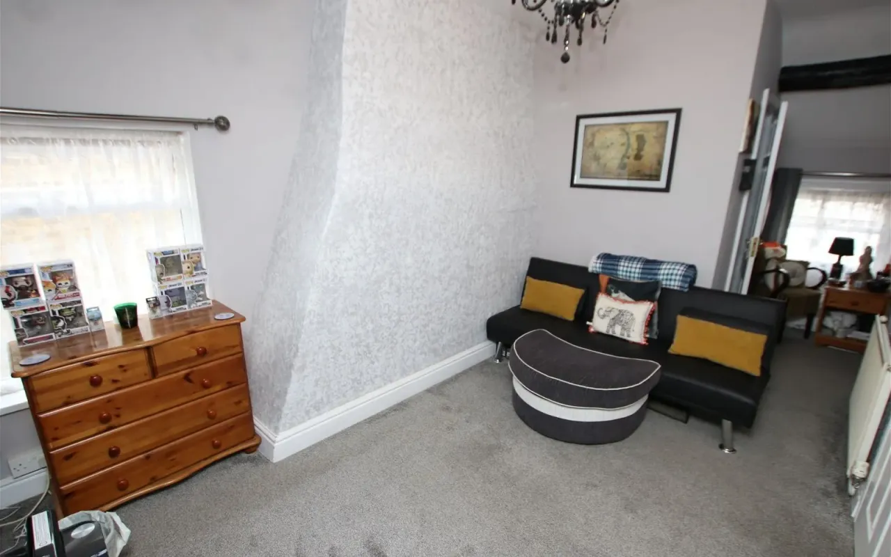 Green Road, Dodworth, photo 27