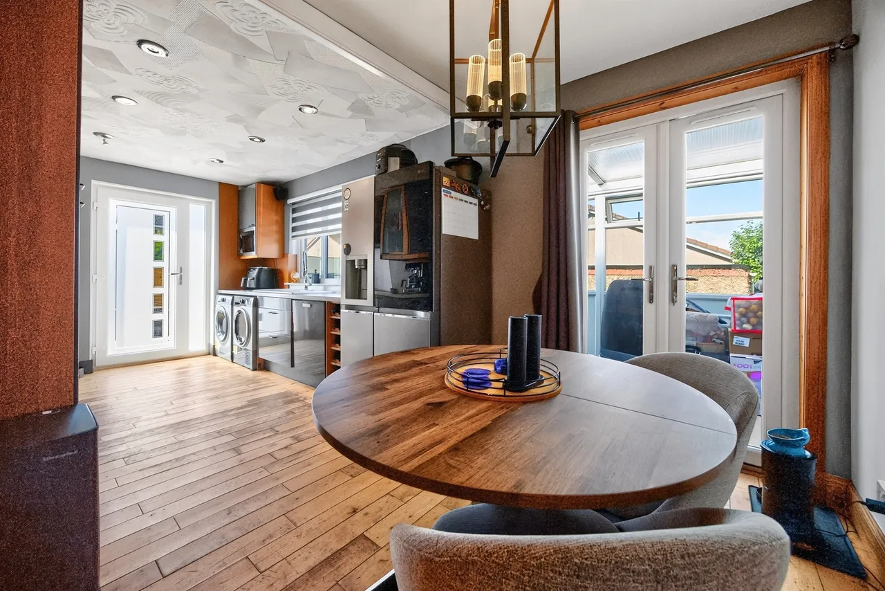 Craigton Crescent, Alva, photo 2