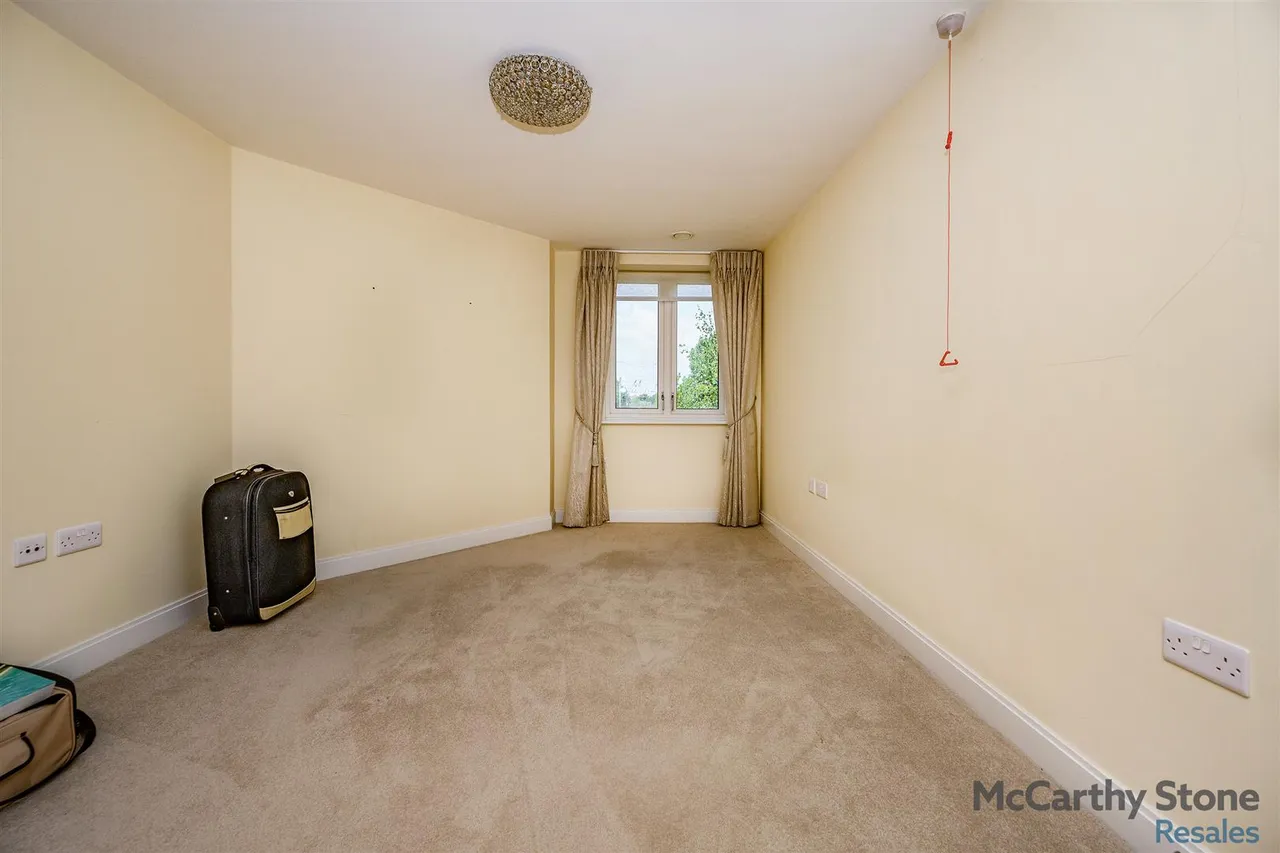 London Road, St. Albans, AL1, photo 7