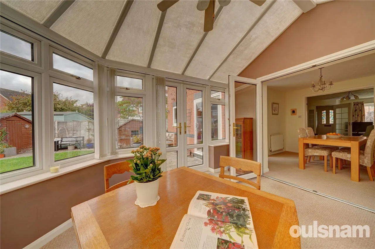 Showell Grove, Droitwich, Worcestershire, WR9 8UD, photo 17