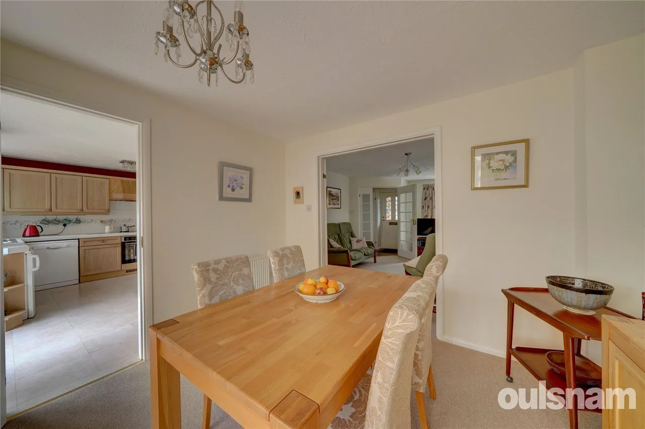 Showell Grove, Droitwich, Worcestershire, WR9 8UD, photo 3