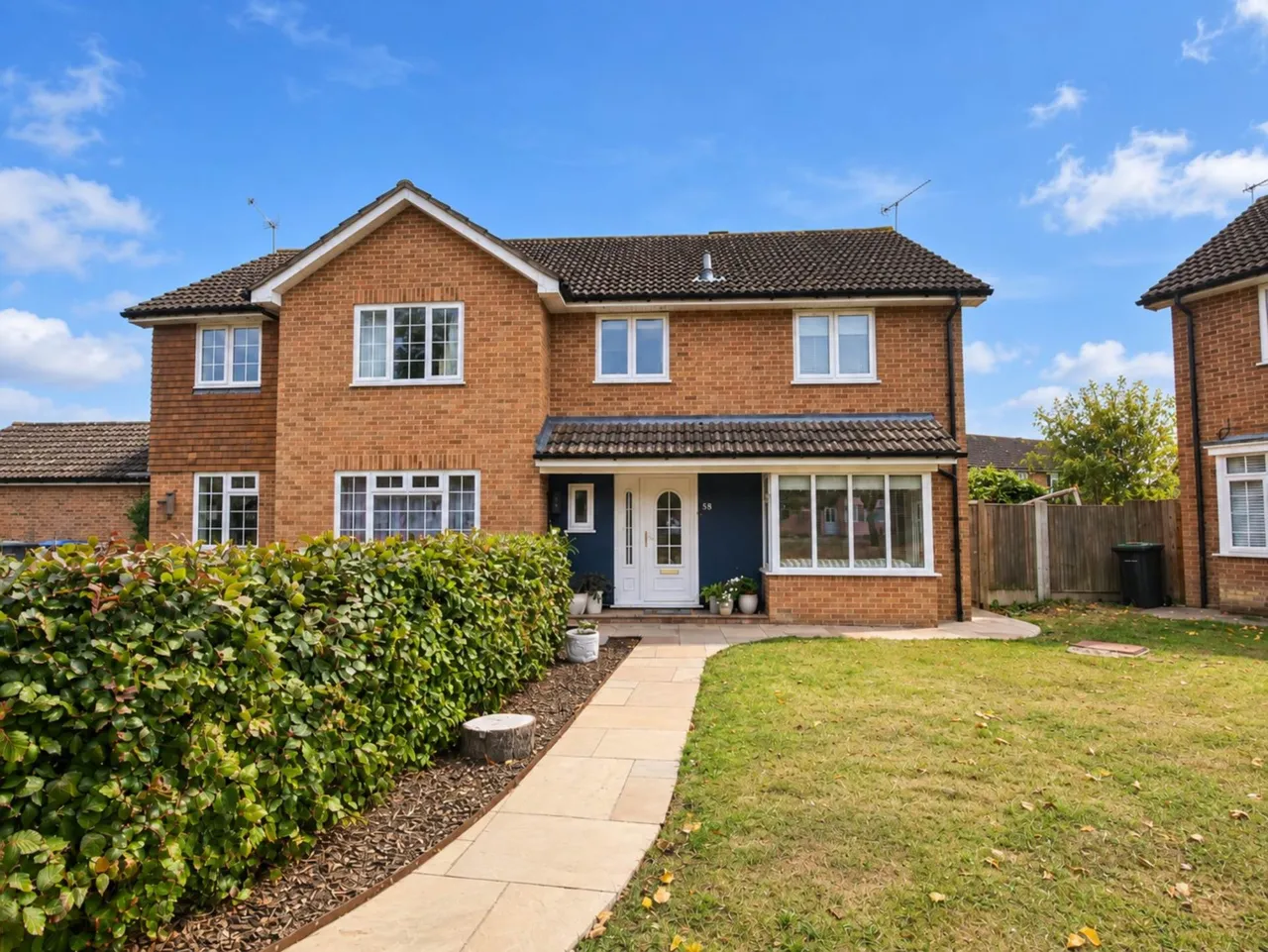 3 bed house for sale — Thorney Road, Capel St Mary, IP9 2UY