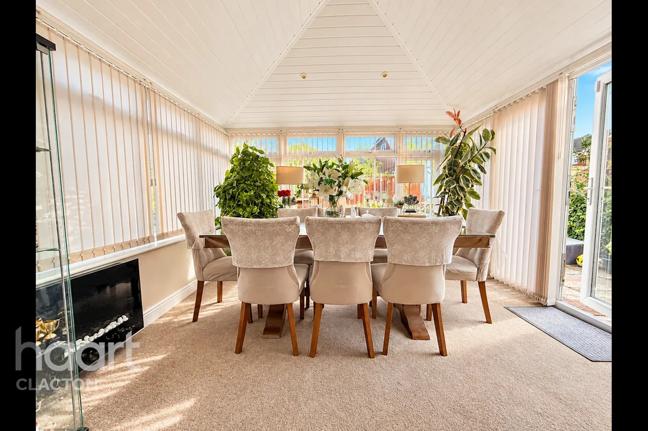 Greenacres, Clacton-On-Sea, CO15, photo 3
