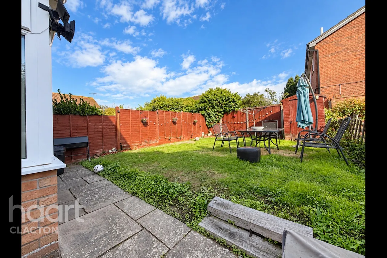 Greenacres, Clacton-On-Sea, CO15, photo 13
