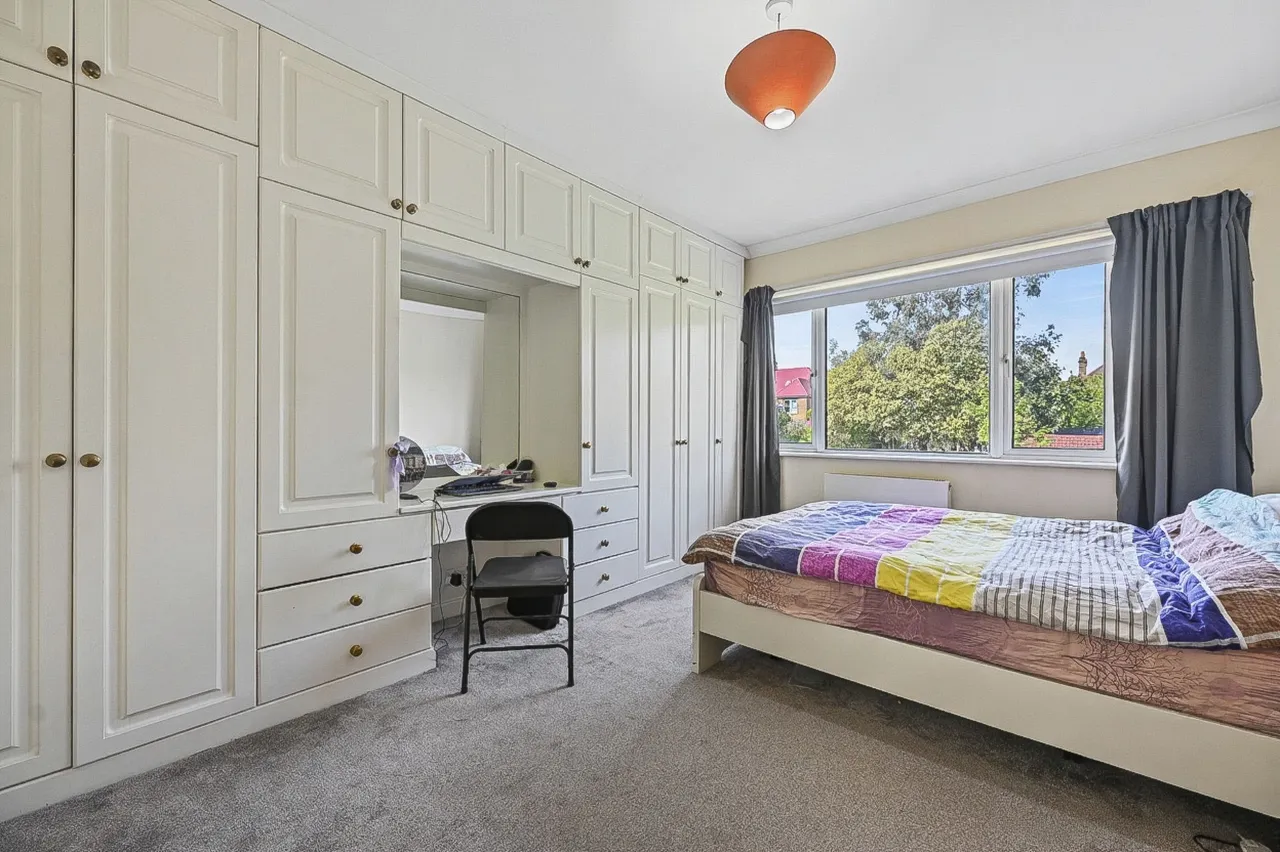 51 Vyner Road, London, photo 4