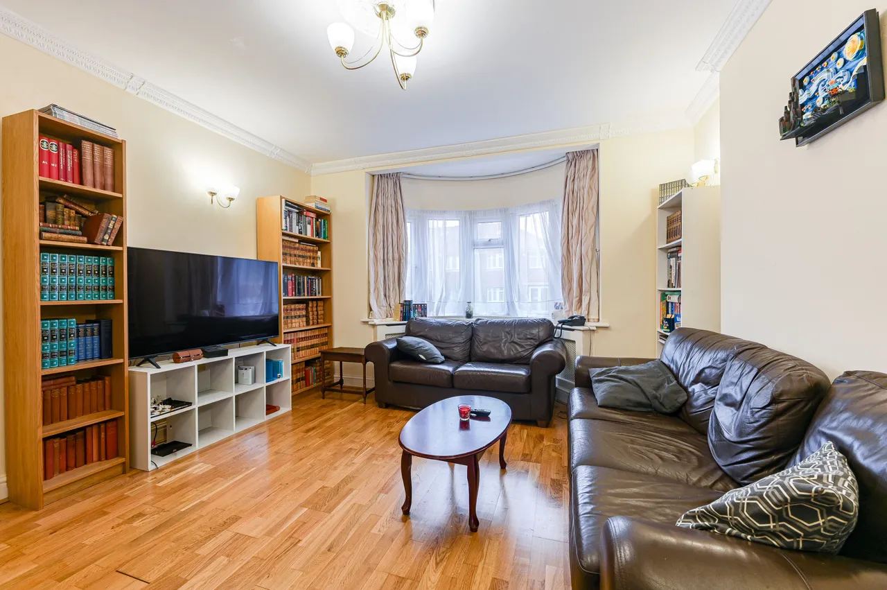51 Vyner Road, London, photo 9