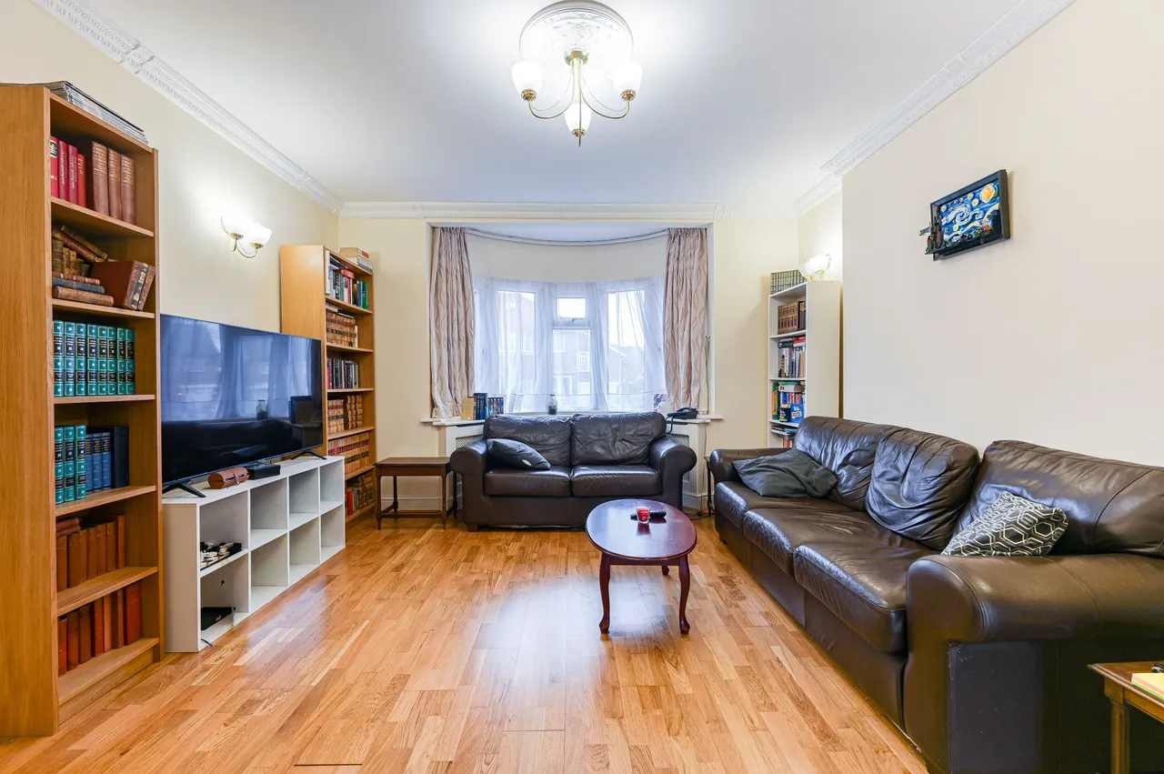 51 Vyner Road, London, photo 10