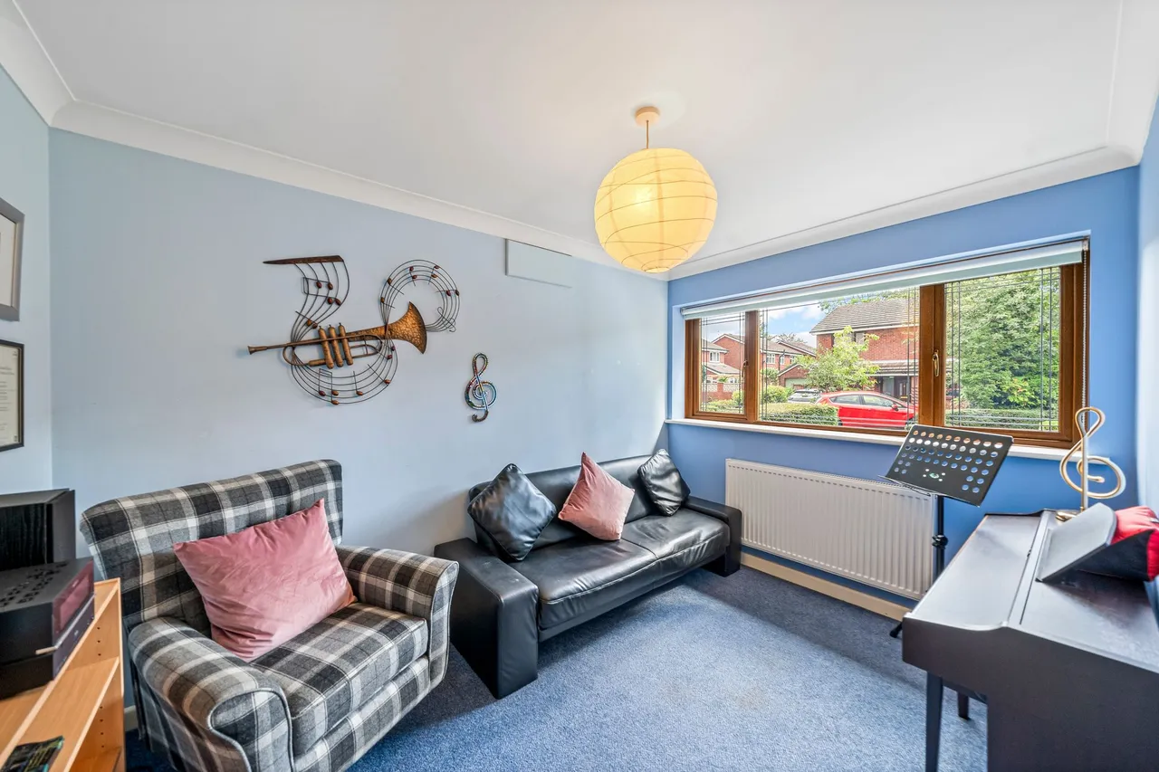 Grantwood, Ashton-In-Makerfield, Wigan, Wigan, WN4 8LW, photo 12