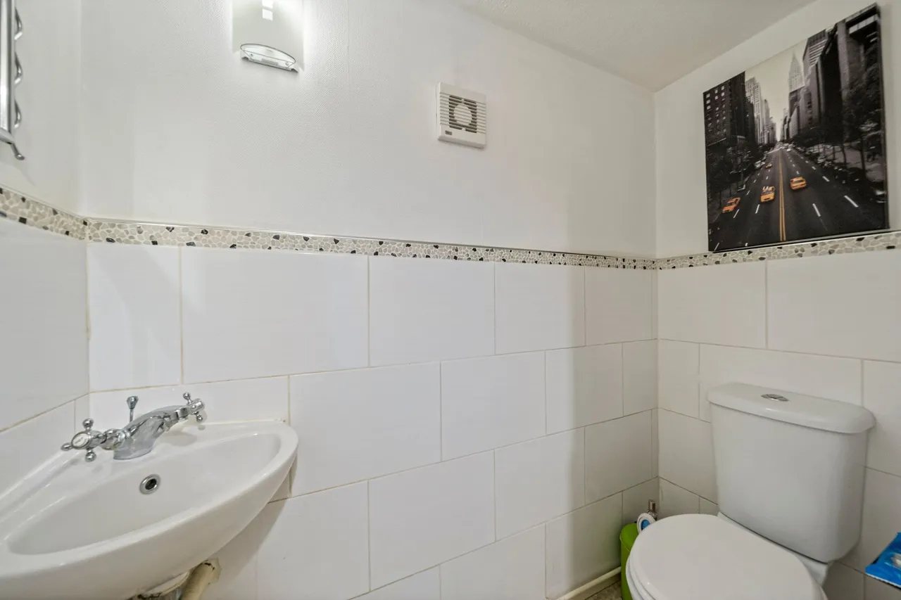 Grantwood, Ashton-In-Makerfield, Wigan, Wigan, WN4 8LW, photo 10