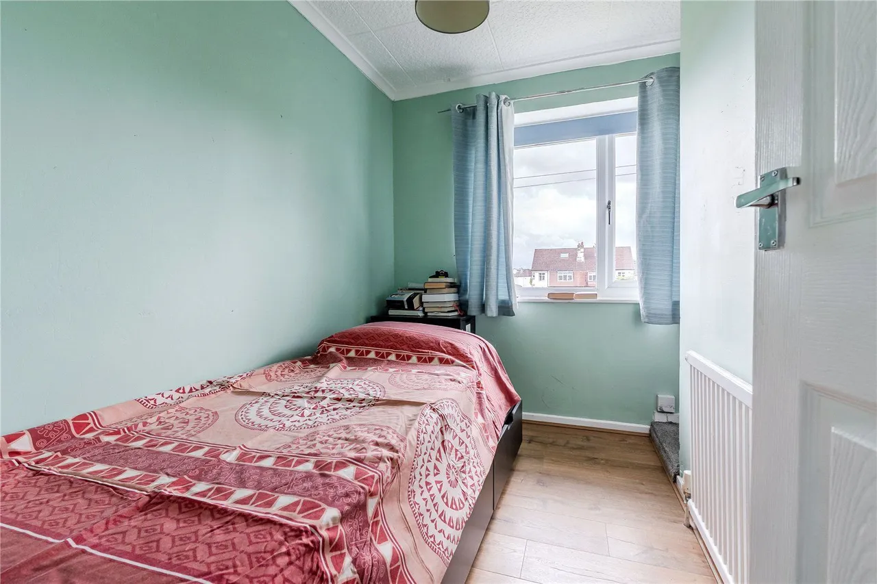 King Lane, Leeds, LS17, photo 12