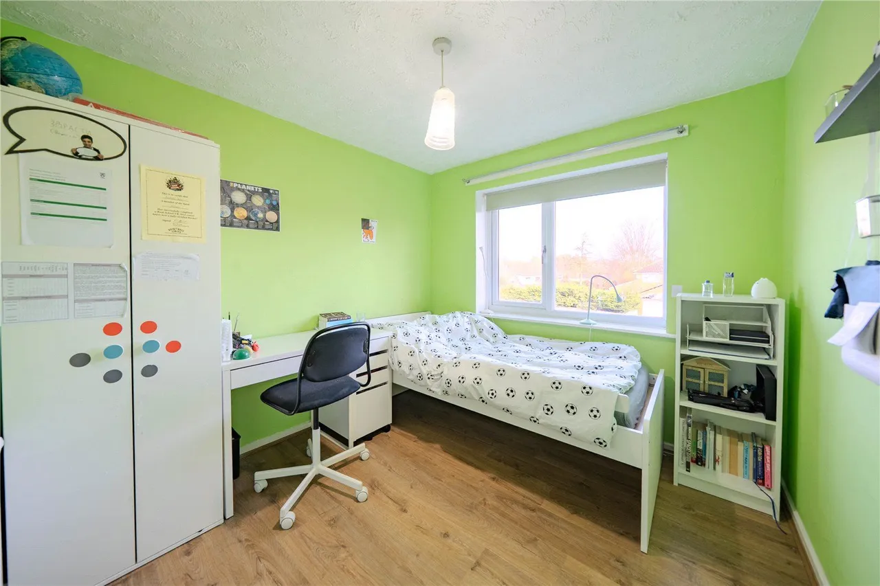 King Lane, Leeds, LS17, photo 11