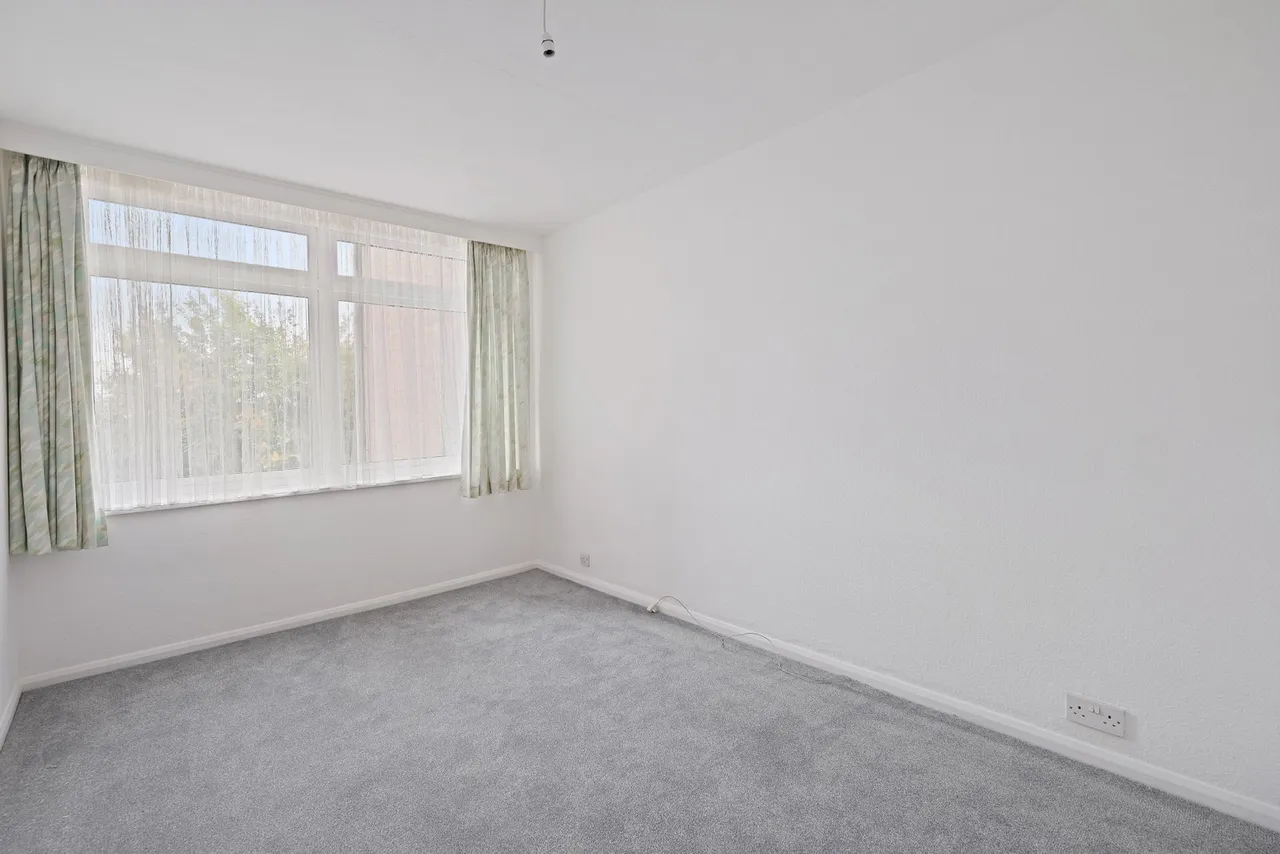 The Bowls, Chigwell, IG7, photo 11