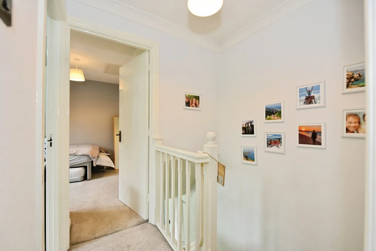 Deepwell Court, Halfway, Sheffield, S20, photo 10
