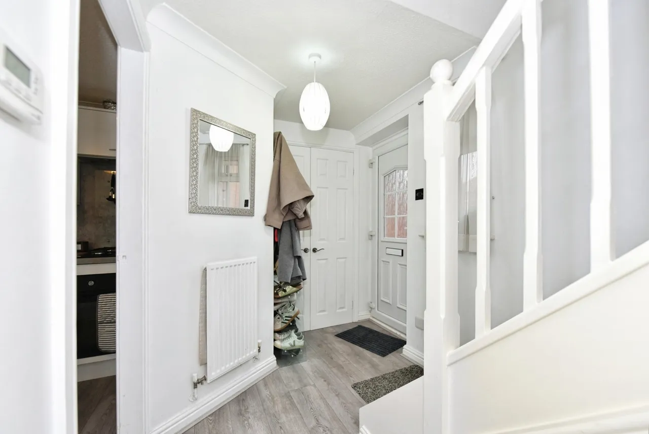 Deepwell Court, Halfway, Sheffield, S20, photo 4