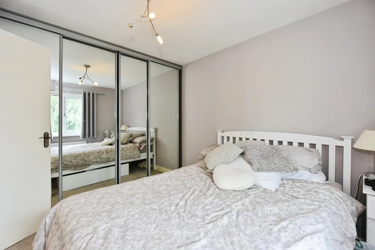Deepwell Court, Halfway, Sheffield, S20, photo 11