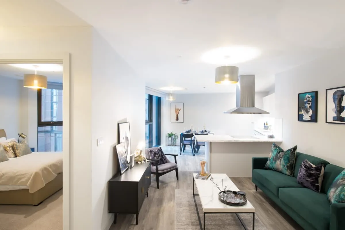 2 bed flat to rent, The Quay Loop Road, Harbour City, M50