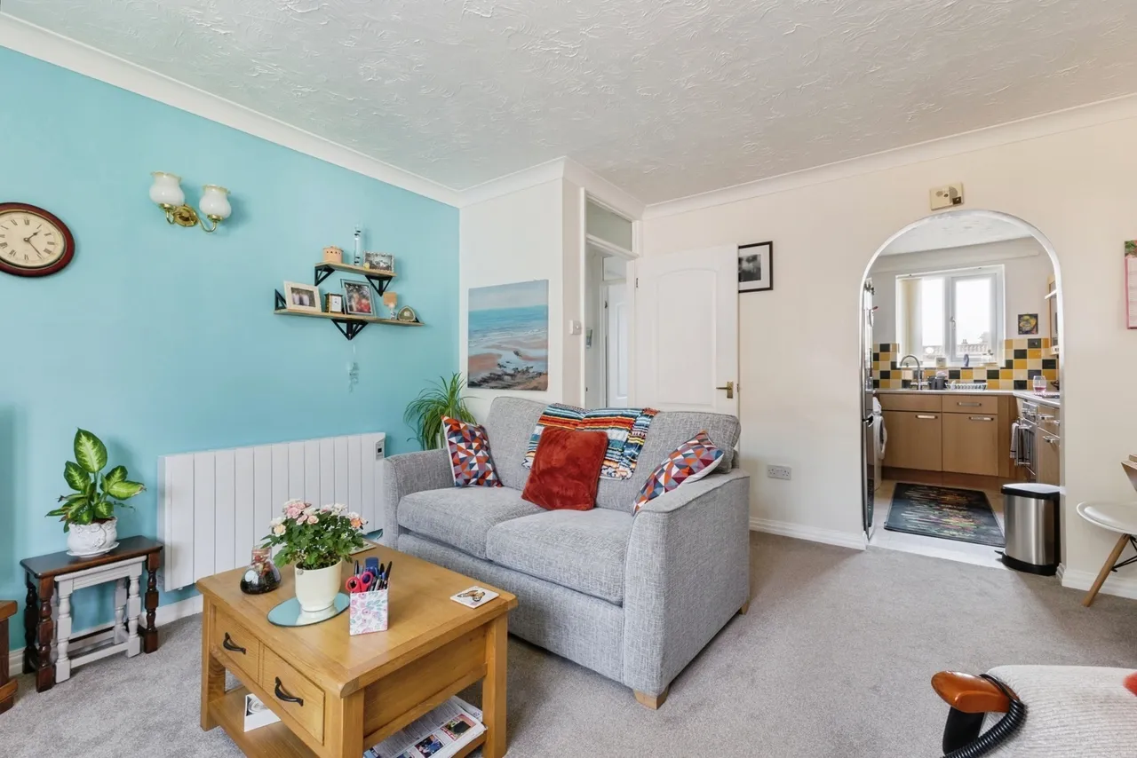 Middleton Court, Wymondham, Norfolk, NR18, photo 5