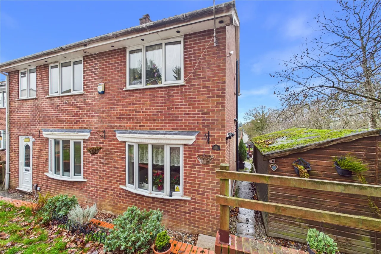 Pine Ridge, Newbury, RG14, photo 11