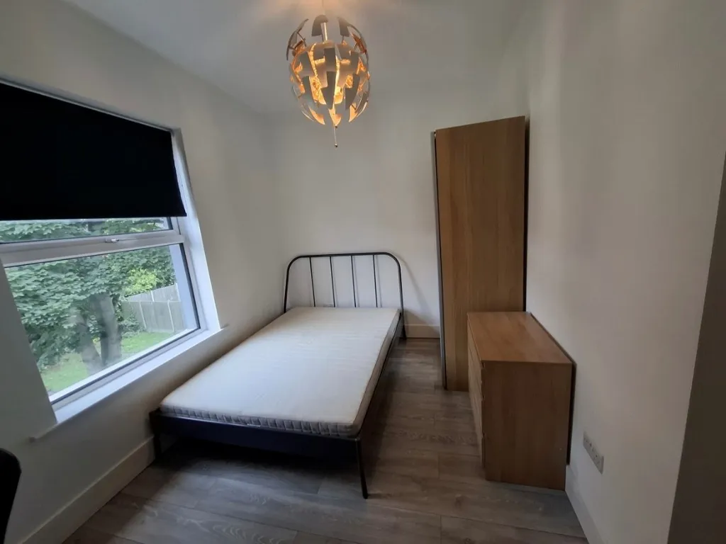 Beeston Road, Dunkirk, NG7, photo 11