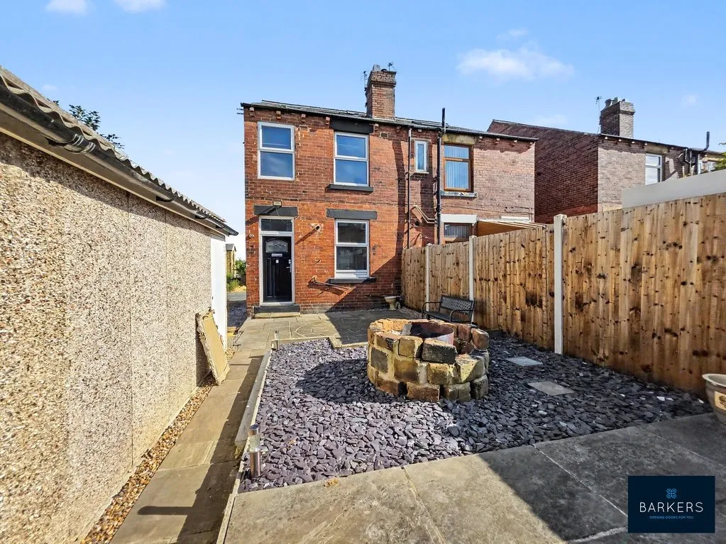 2 bed house for sale — Pearl Street, Batley WF17 8HJ