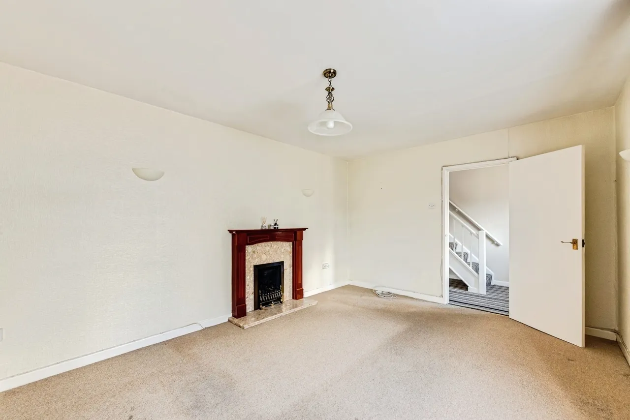 Meadowcroft, Swindon, SN2, photo 14
