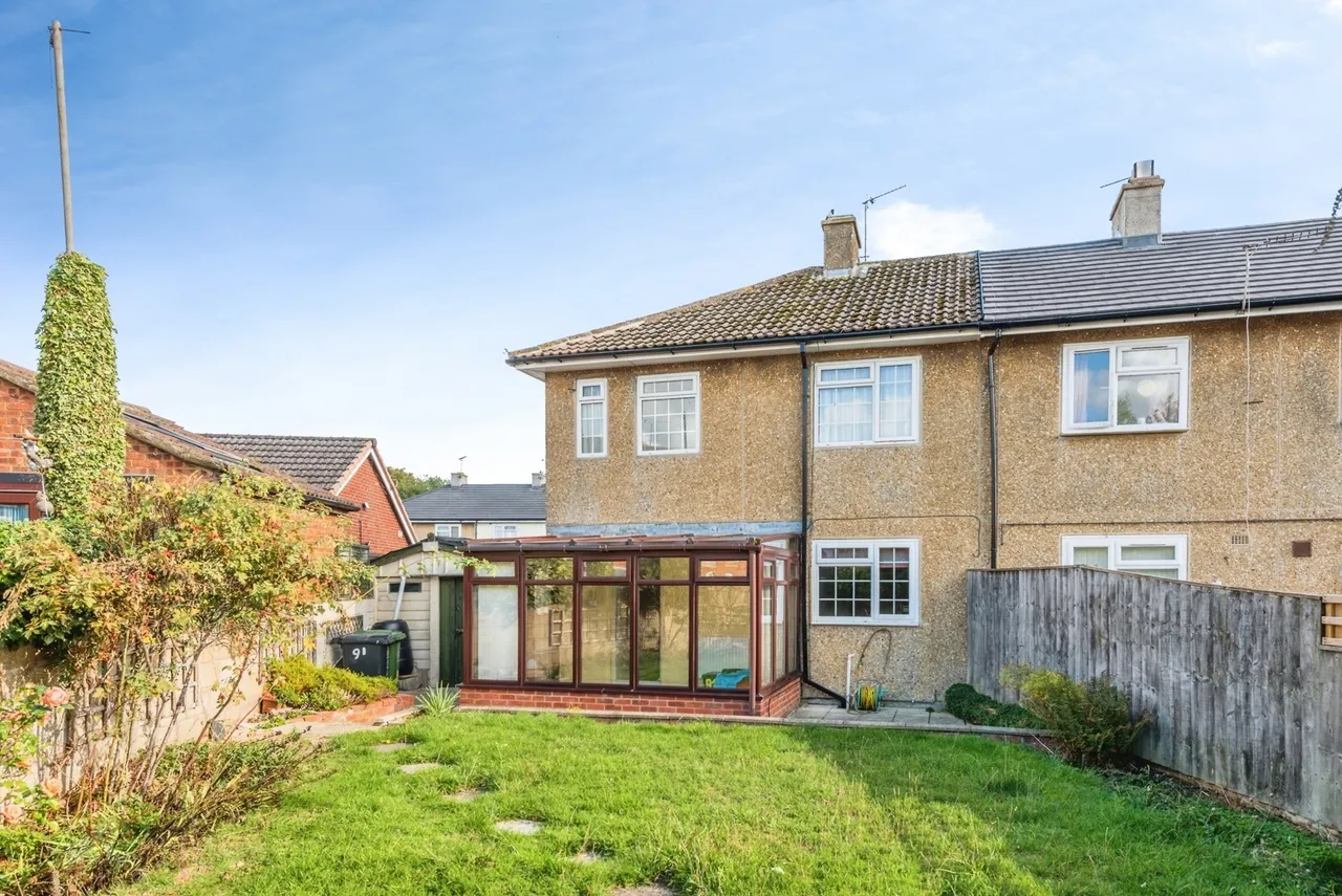 Meadowcroft, Swindon, SN2, photo 5