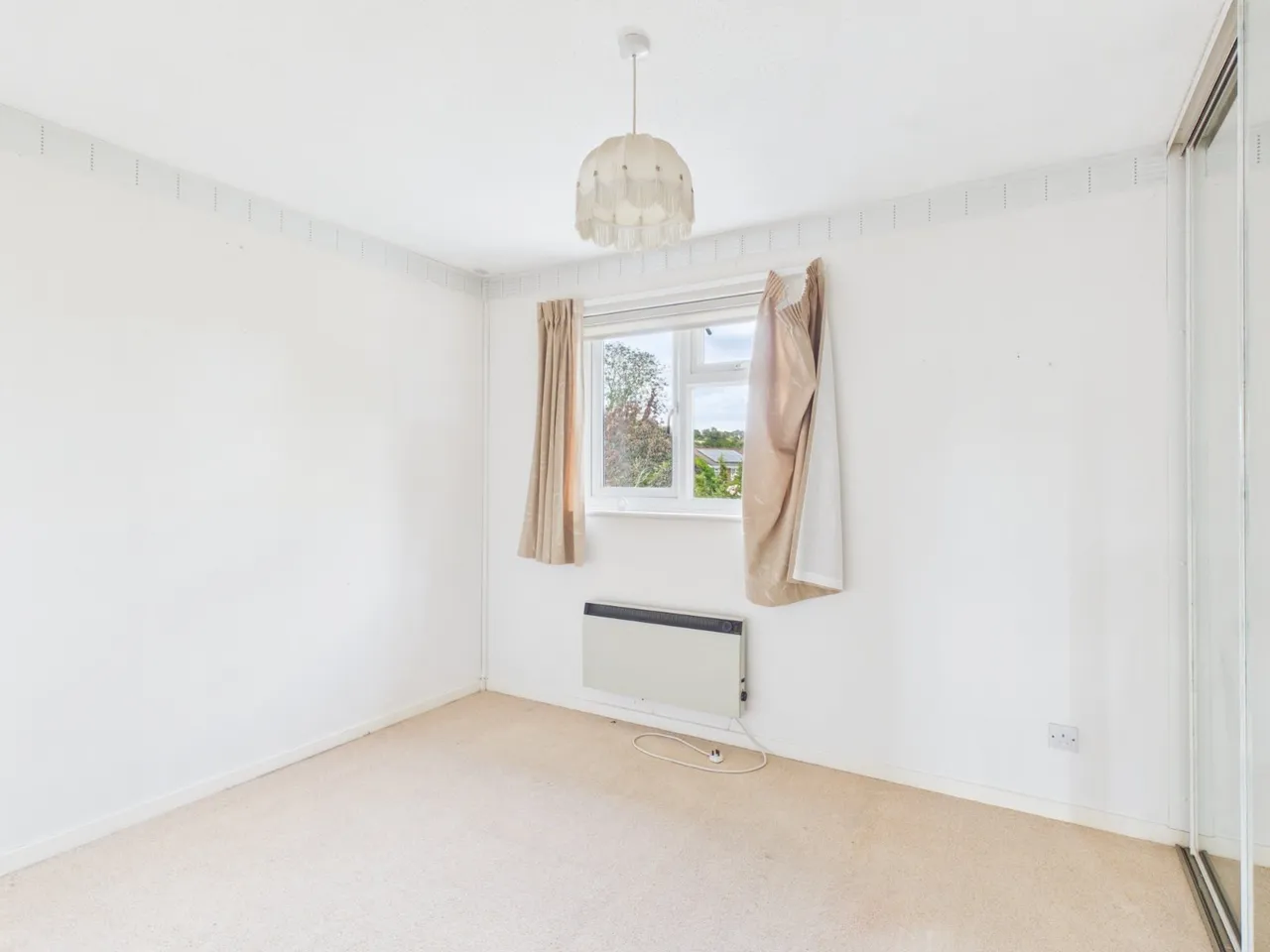 Bridgestone Drive, Bourne End, SL8, photo 10