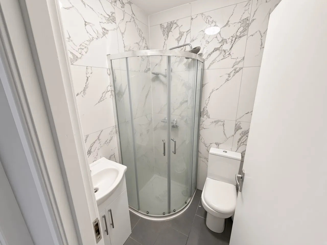 Palmerston Crescent, Palmers Green, N13 4UA, photo 3