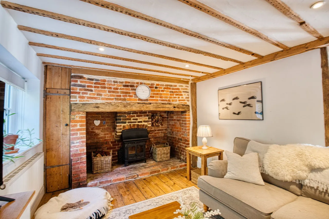 Main Street, Peasmarsh, TN31, photo 11