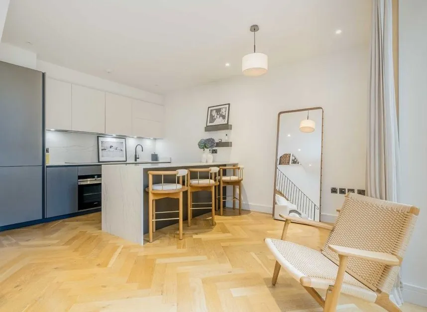 Lancaster Grove, Belsize Park, NW3, photo 3