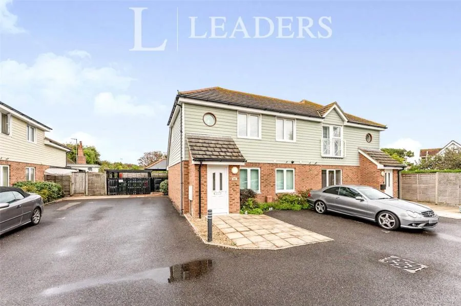 2 bed flat for sale, Elmer Road, Elmer, PO22