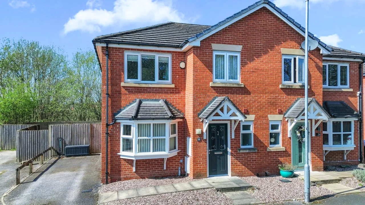 3 bed house for sale — Sorrel Way, Clock Face, St. Helens, St. Helens, WA9 4YN